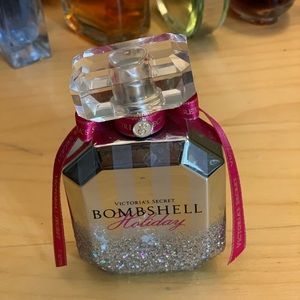 SOLD Bombshell perfume *Holiday Edition*
